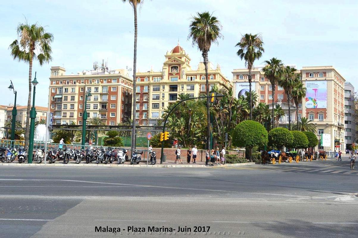 054- Malaga Plaza Marina.JPG